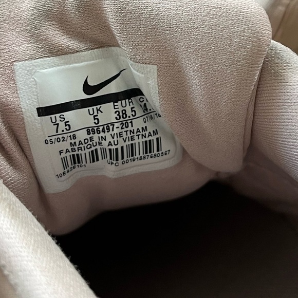 Nike AIR MAX 90 PREMIUM 'PARTICLE BEIGE' size 7.5 - Picture 4 of 8